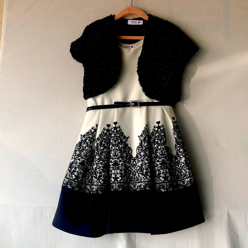 Dress size 7 girls